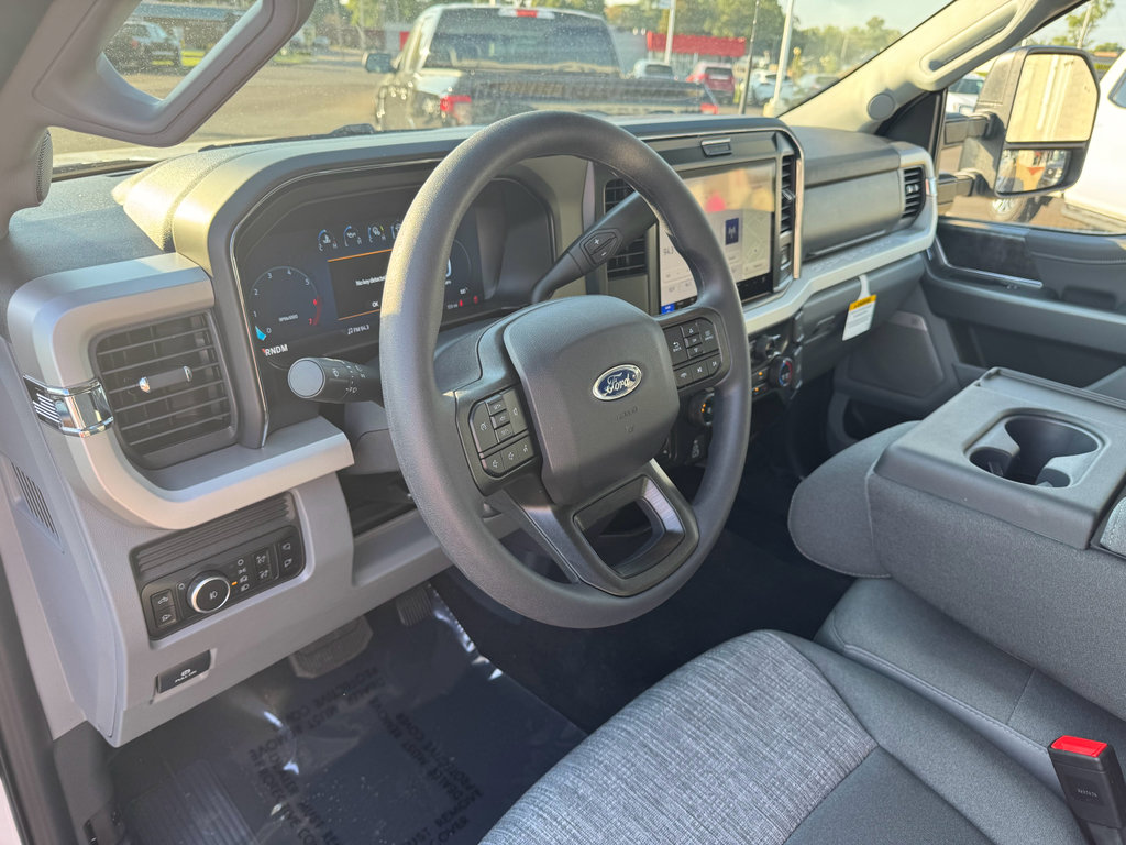 New 2026 Ford F350 XLT image 26