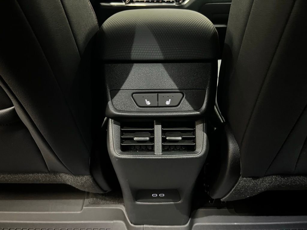 New 2026 Chevrolet Equinox RS w/ Convenience Package III image 38