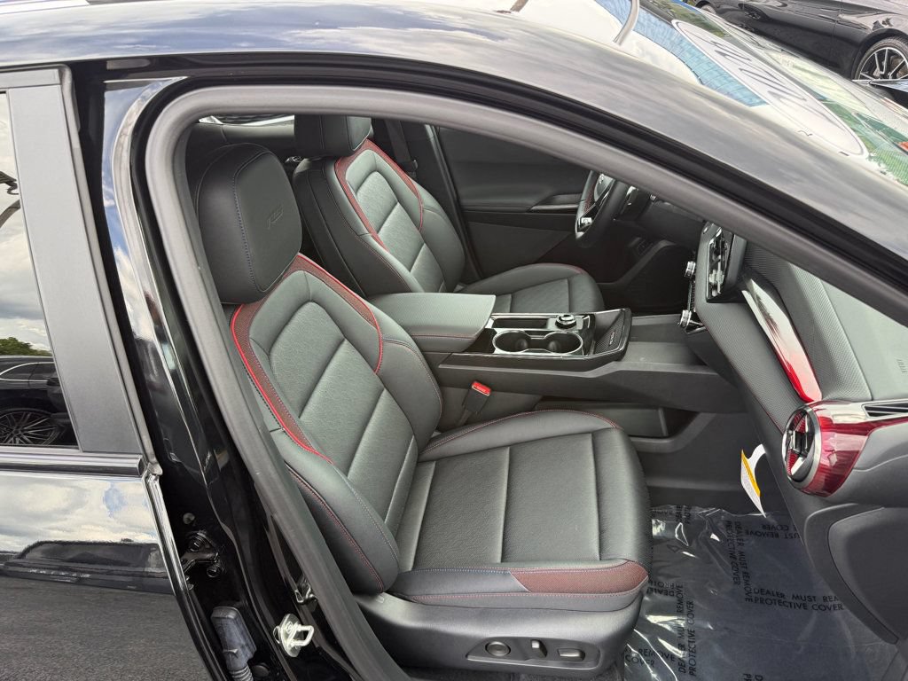 Used 2026 Chevrolet Equinox RS w/ Convenience Package III FWD image 33