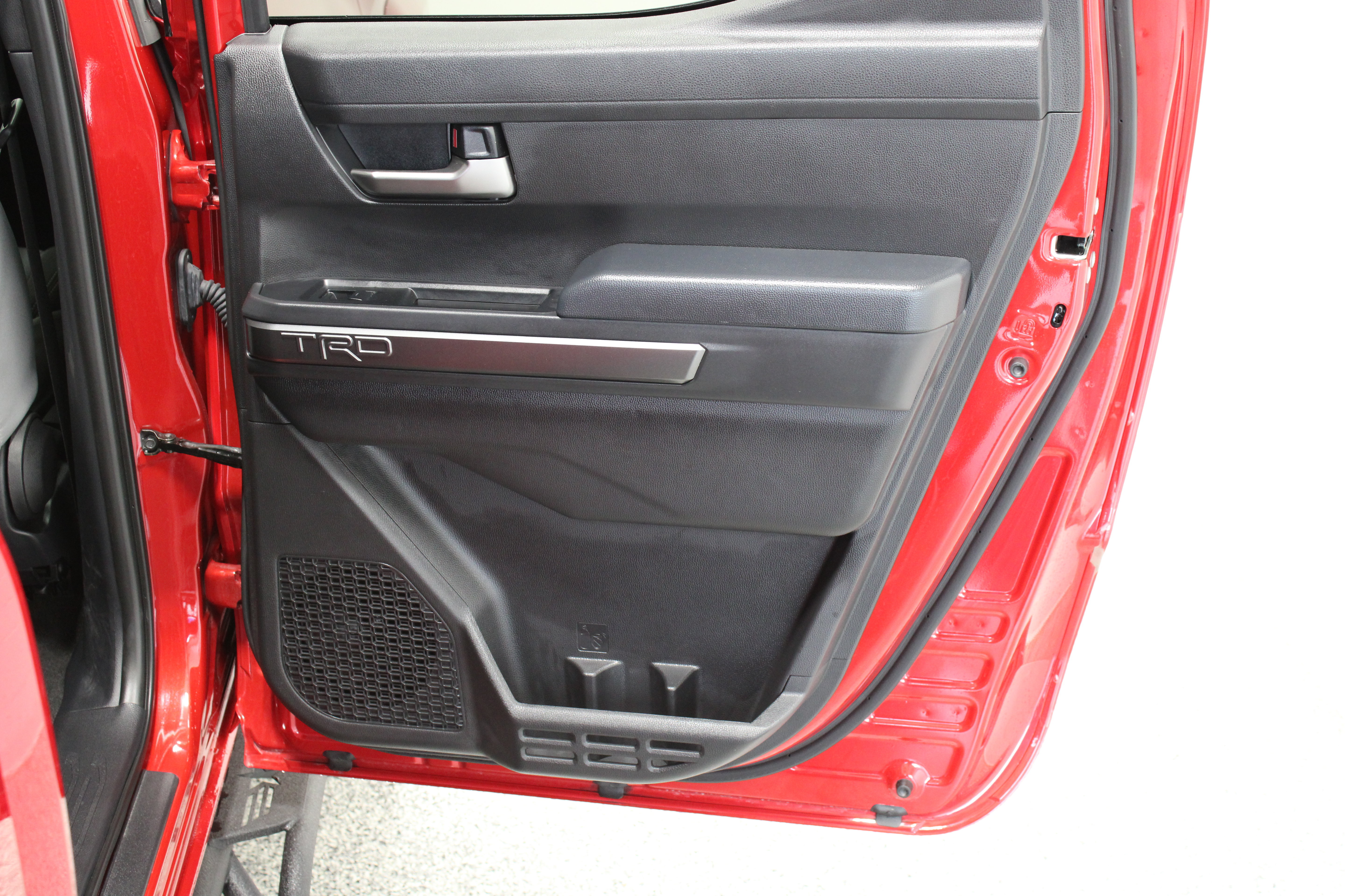 Certified 2026 Toyota Tacoma TRD Sport AWD/4WD image 32
