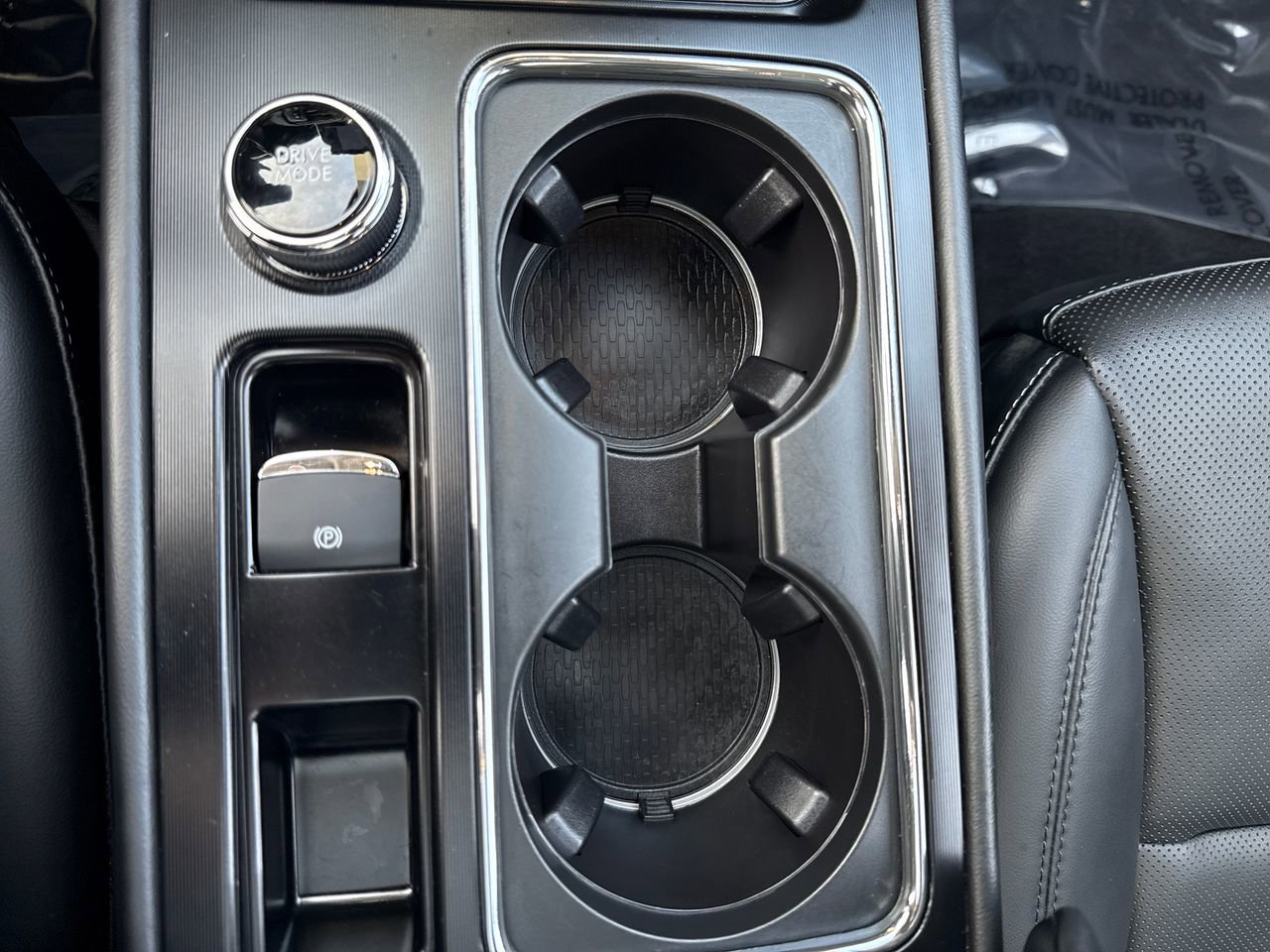 Used 2024 Lincoln Corsair AWD w/ Equipment Group 101A image 24