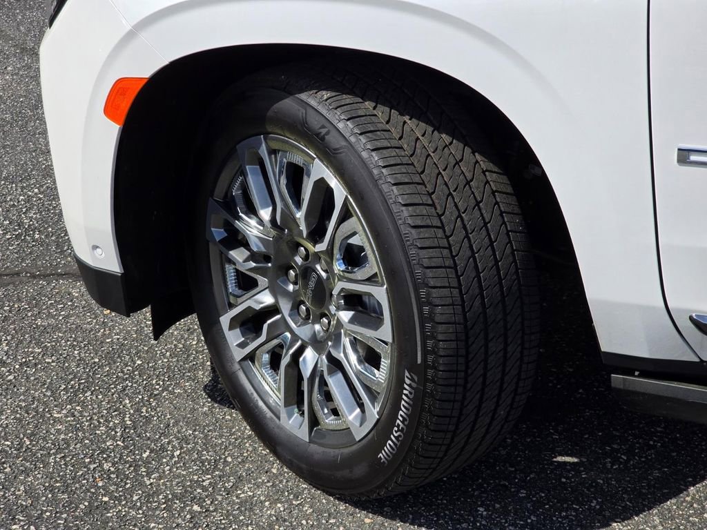 Used 2024 GMC Yukon Denali Ultimate image 26