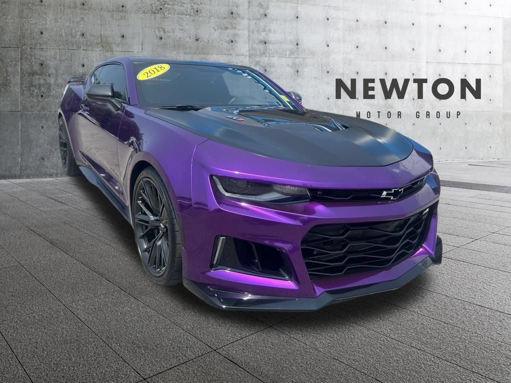 Used 2018 Chevrolet Camaro ZL1 RWD image 1