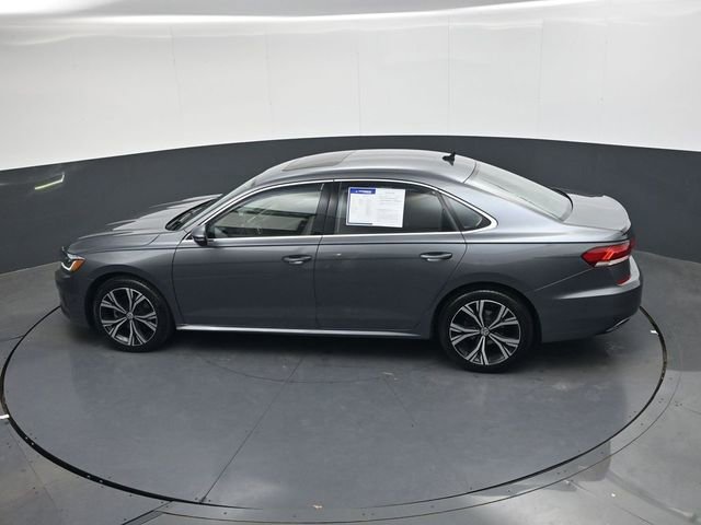 Used 2021 Volkswagen Passat 2.0T SE image 21