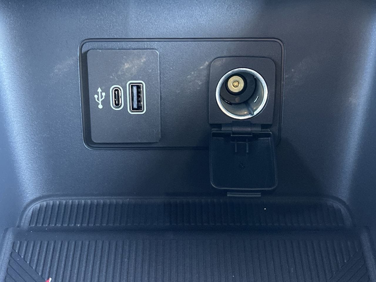 New 2026 Ford Explorer ST w/ Sun And Sound Package image 7