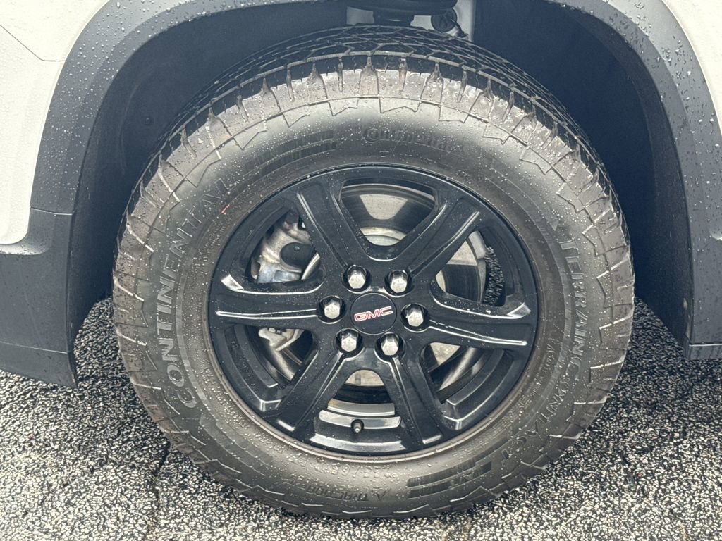 Used 2023 GMC Acadia AT4 image 11