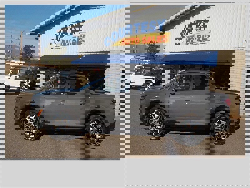 Used 2023 Hyundai Santa Cruz Limited image 6