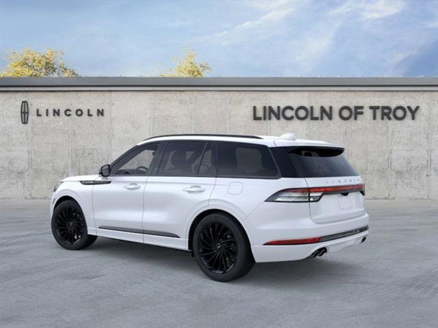New 2026 Lincoln Aviator Reserve w/ Jet Appearance Package image 4