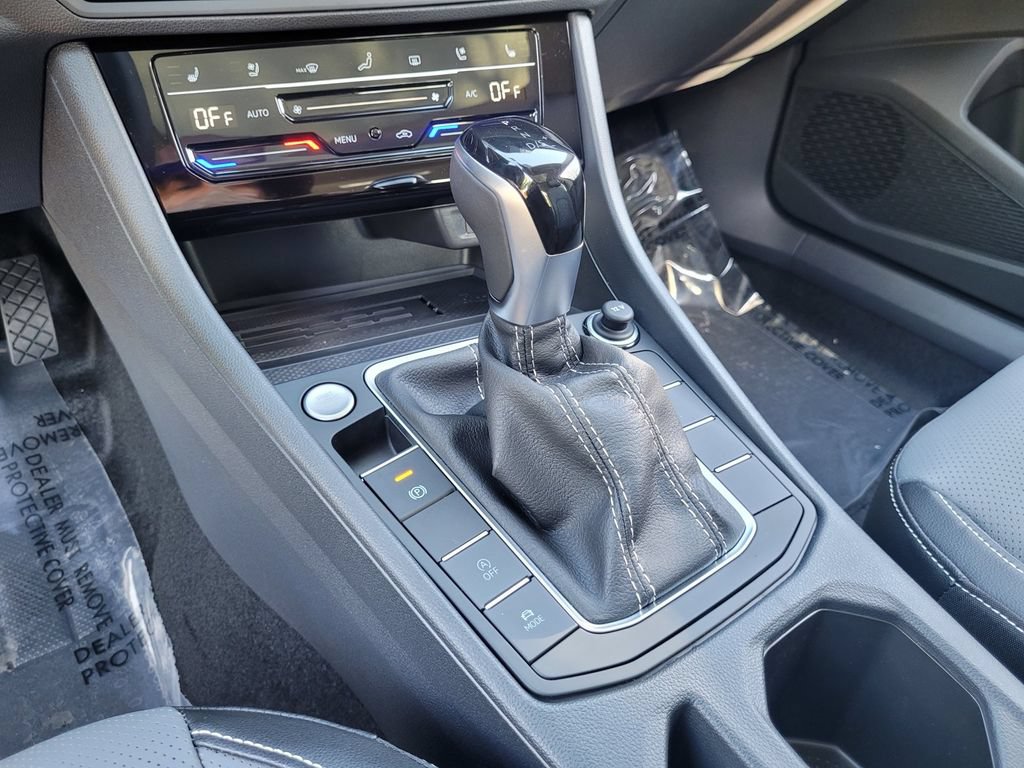 New 2026 Volkswagen Jetta SEL FWD image 21