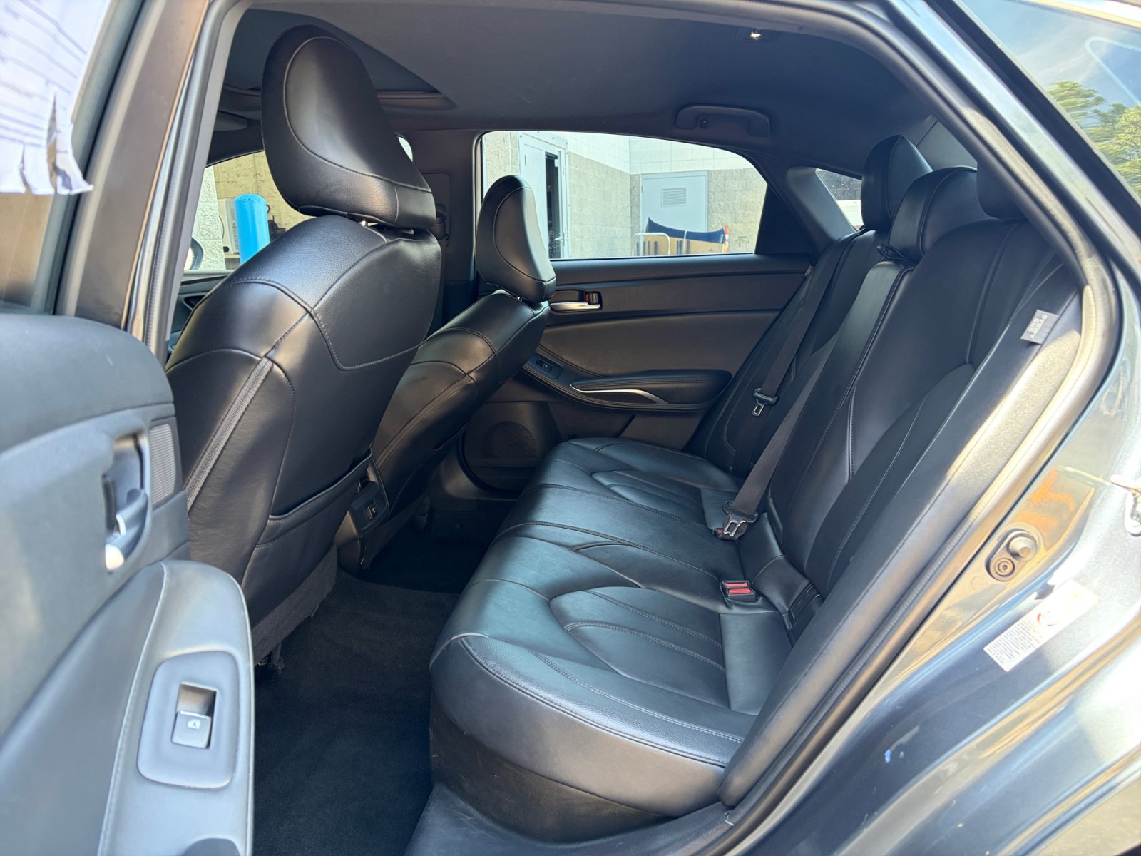 Used 2019 Toyota Avalon XLE w/ Moonroof Package FWD image 23