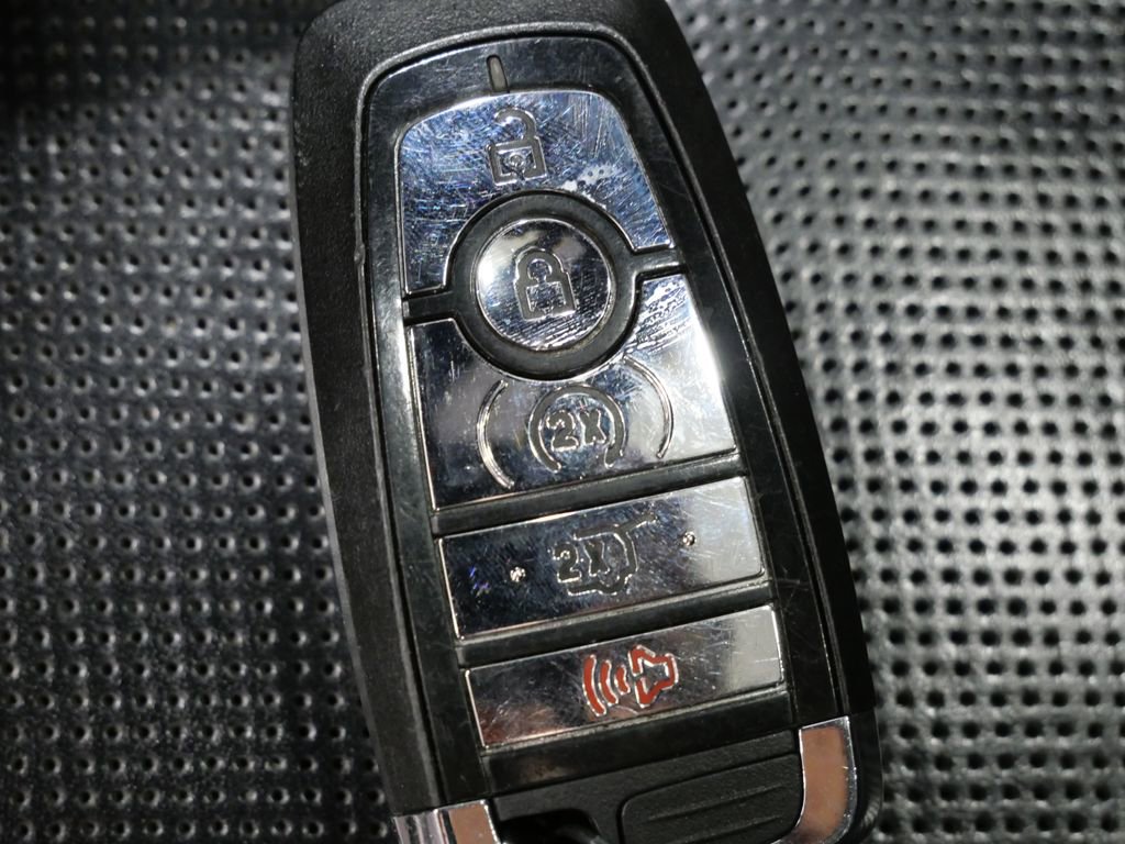 Used 2020 Lincoln Nautilus Reserve w/ Equipment Group 202A image 27