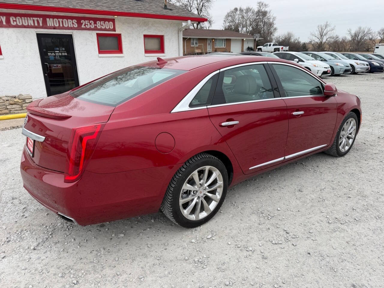 Used 2013 Cadillac XTS Premium image 3