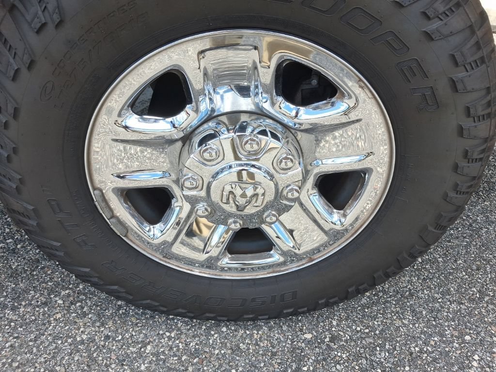 Used 2024 RAM 2500 Tradesman w/ Chrome Appearance Group AWD/4WD image 18