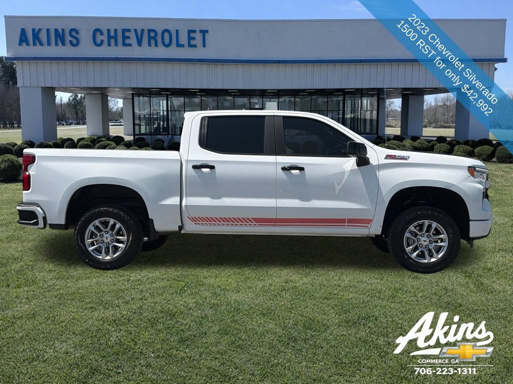 Certified 2023 Chevrolet Silverado 1500 RST w/ Z71 Off-Road Package AWD/4WD image 4