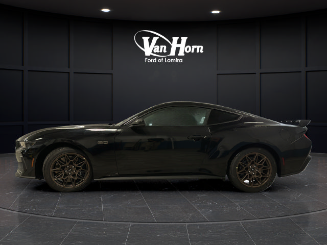 New 2026 Ford Mustang GT Premium w/ GT Performance Package RWD image 4