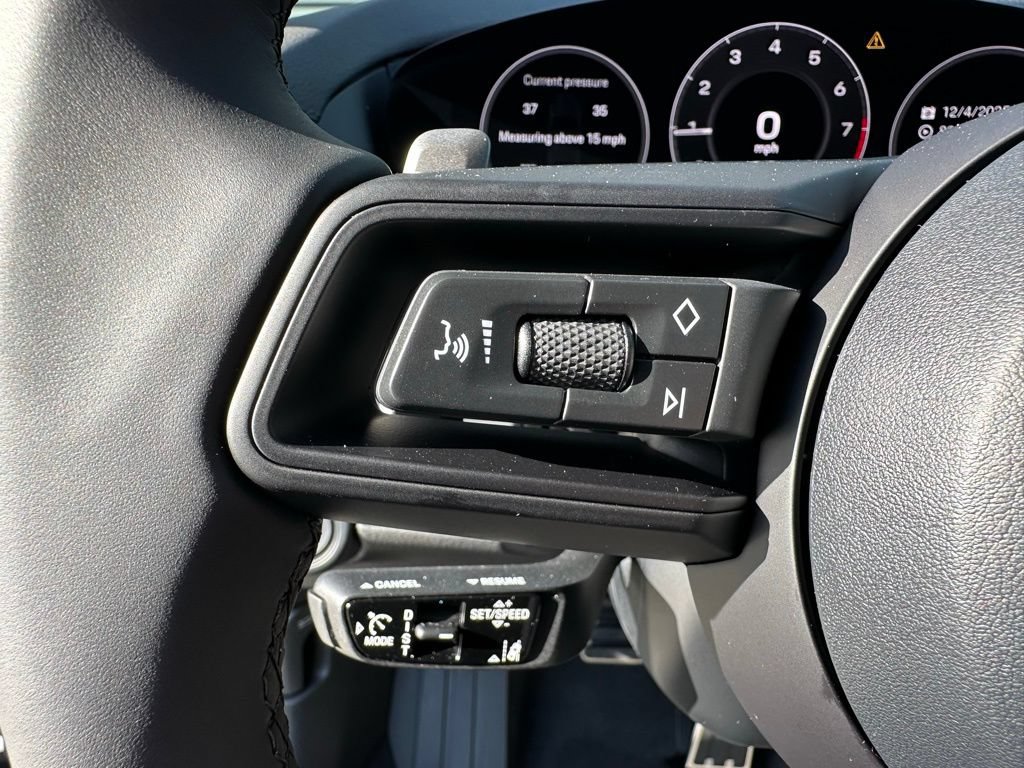 Certified 2026 Porsche Panamera RWD image 17