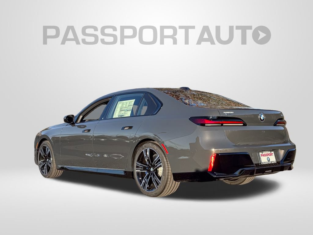New 2026 BMW 740i xDrive w/ Premium Package image 3