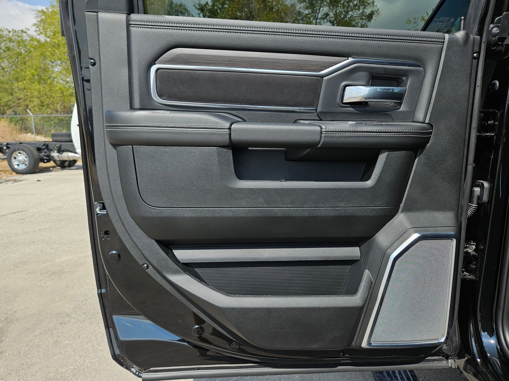 New 2026 RAM 2500 Laramie image 14