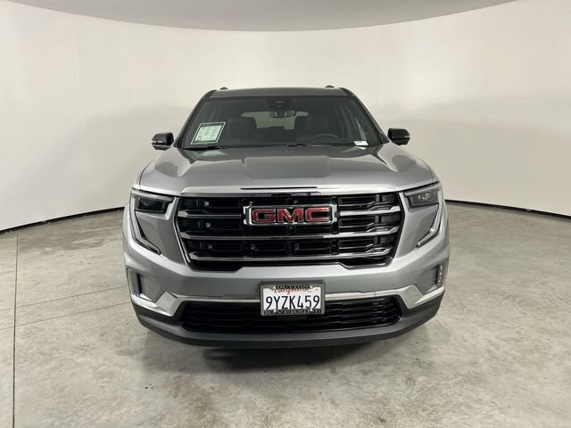 Used 2026 GMC Acadia Elevation w/ Elevation Premium Package FWD image 3