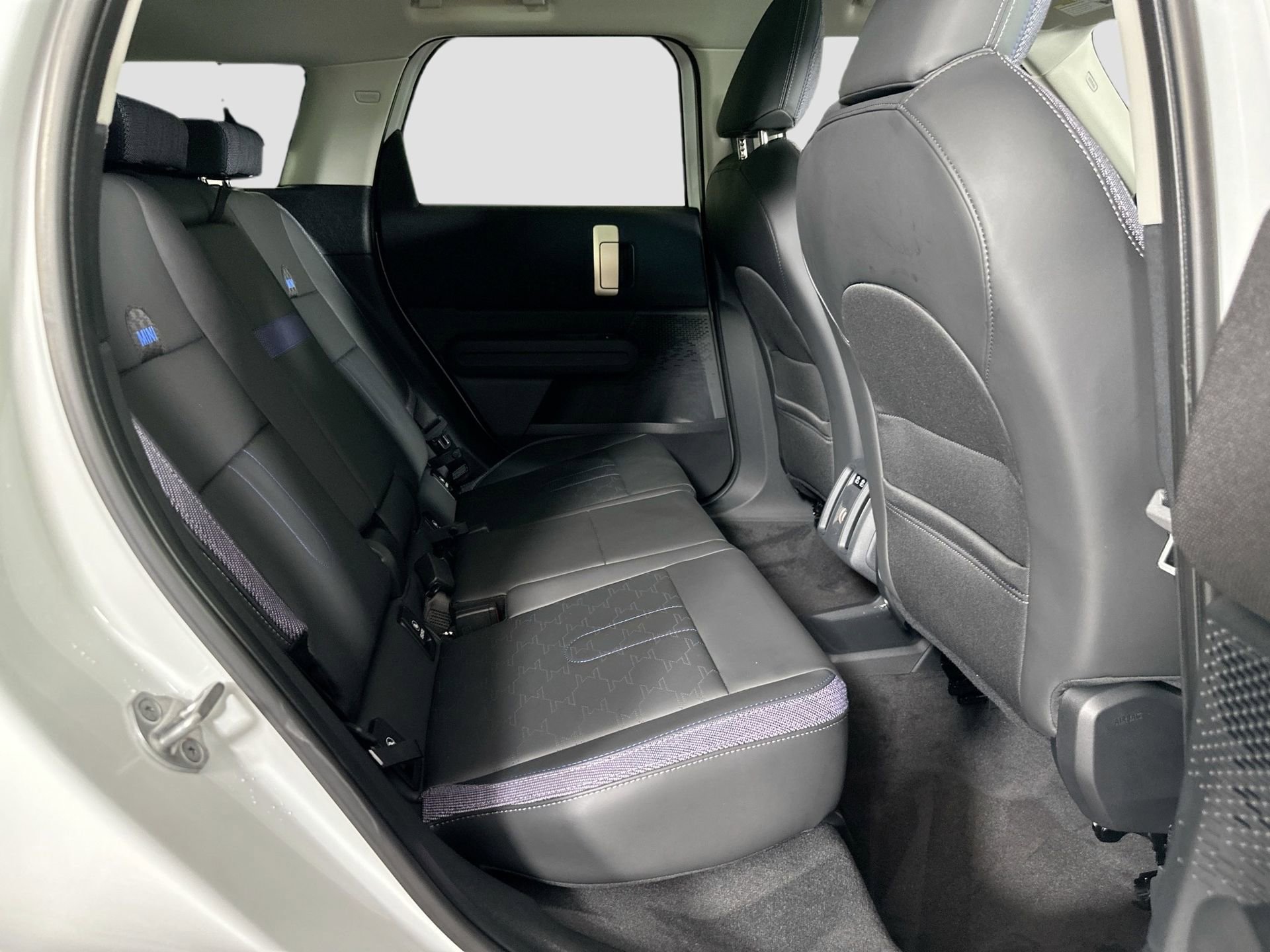 New 2025 MINI Cooper Countryman S w/ Comfort Package Max image 25