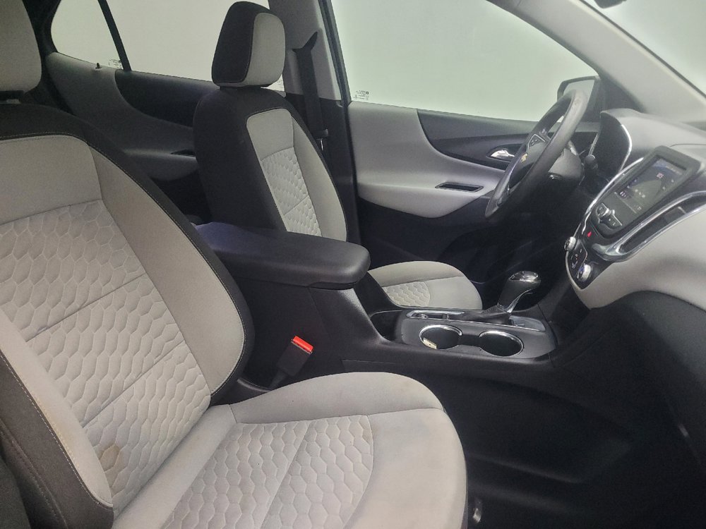 Used 2020 Chevrolet Equinox LS w/ LS Convenience Package FWD image 21