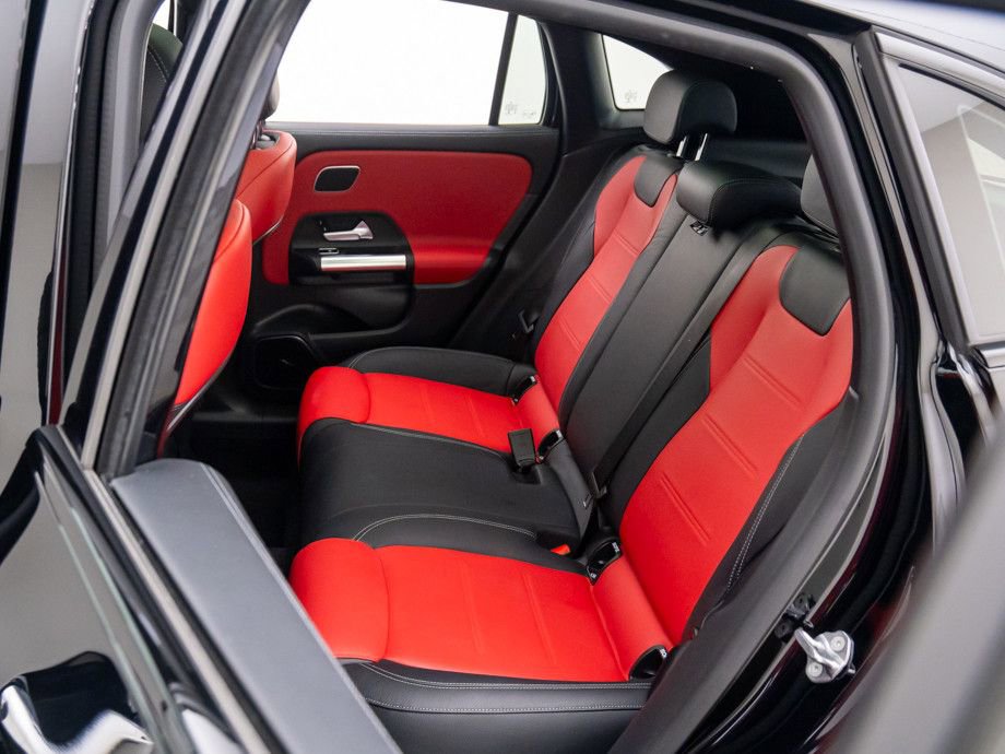 Certified 2023 Mercedes-Benz GLA 45 AMG 4MATIC image 15