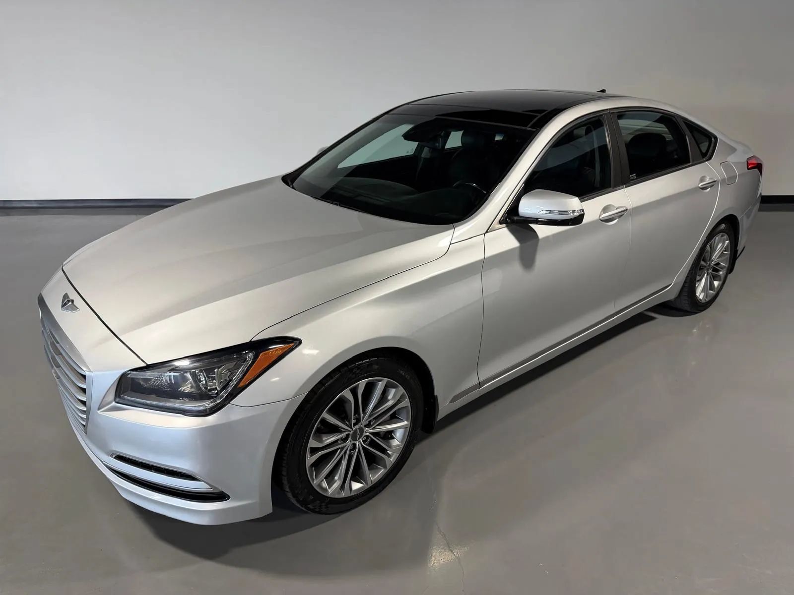 Used 2015 Hyundai Genesis 3.8 w/ Option Group 02 RWD image 42