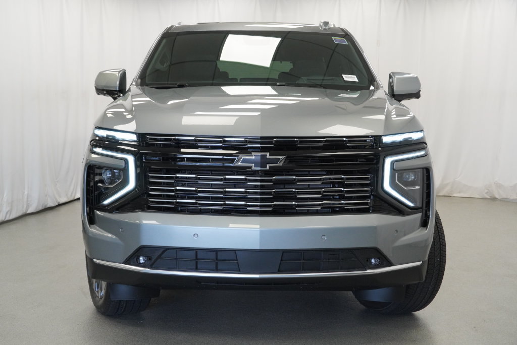 New 2026 Chevrolet Suburban High Country w/ Sun And Tow Package AWD/4WD image 35