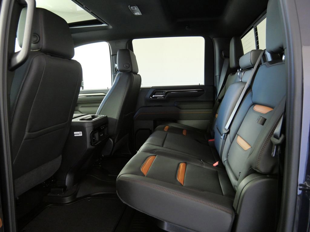 New 2026 GMC Sierra 3500 AT4 w/ AT4 Premium Plus Package AWD/4WD image 13