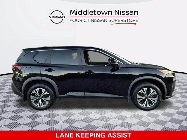 Used 2023 Nissan Rogue SV AWD/4WD image 2