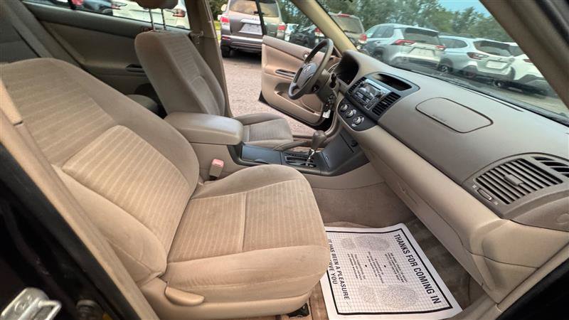 Used 2005 Toyota Camry LE FWD image 39