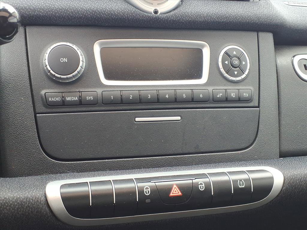 Used 2014 smart fortwo electric drive image 8