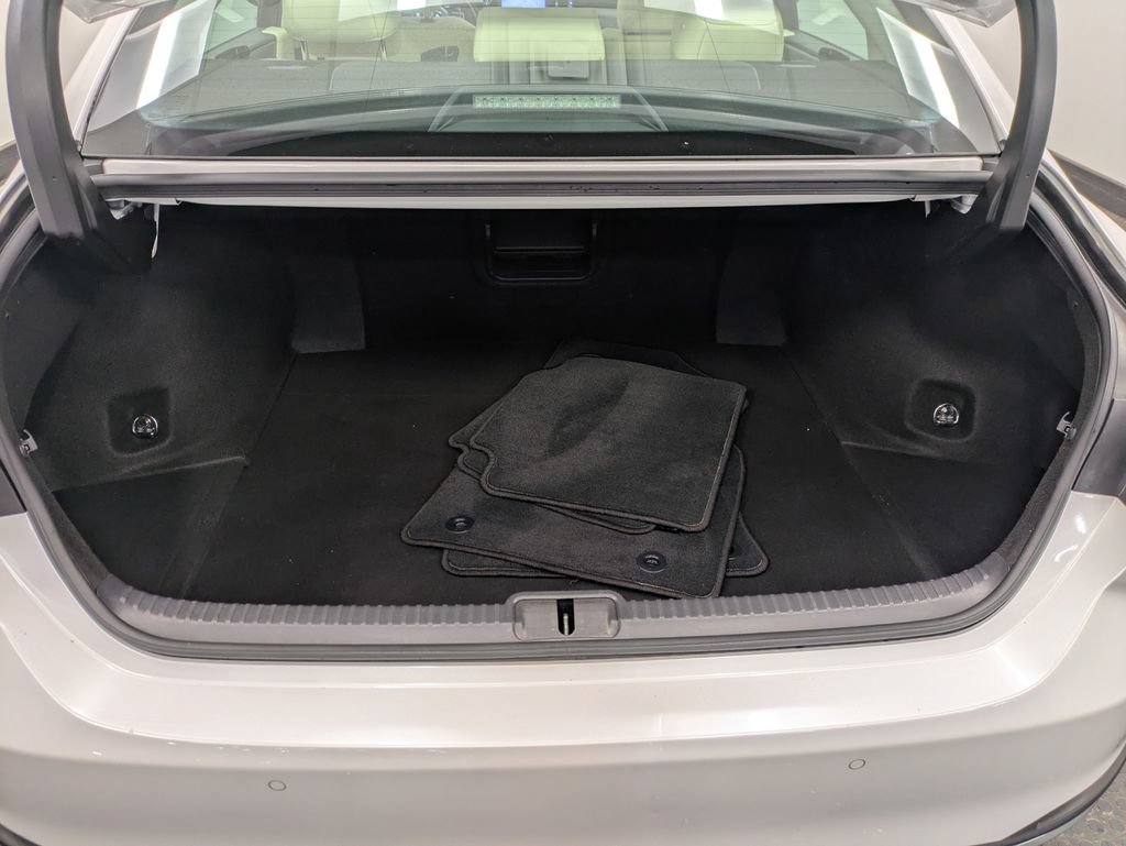 Used 2022 Lexus ES 300h w/ Premium Package FWD image 25