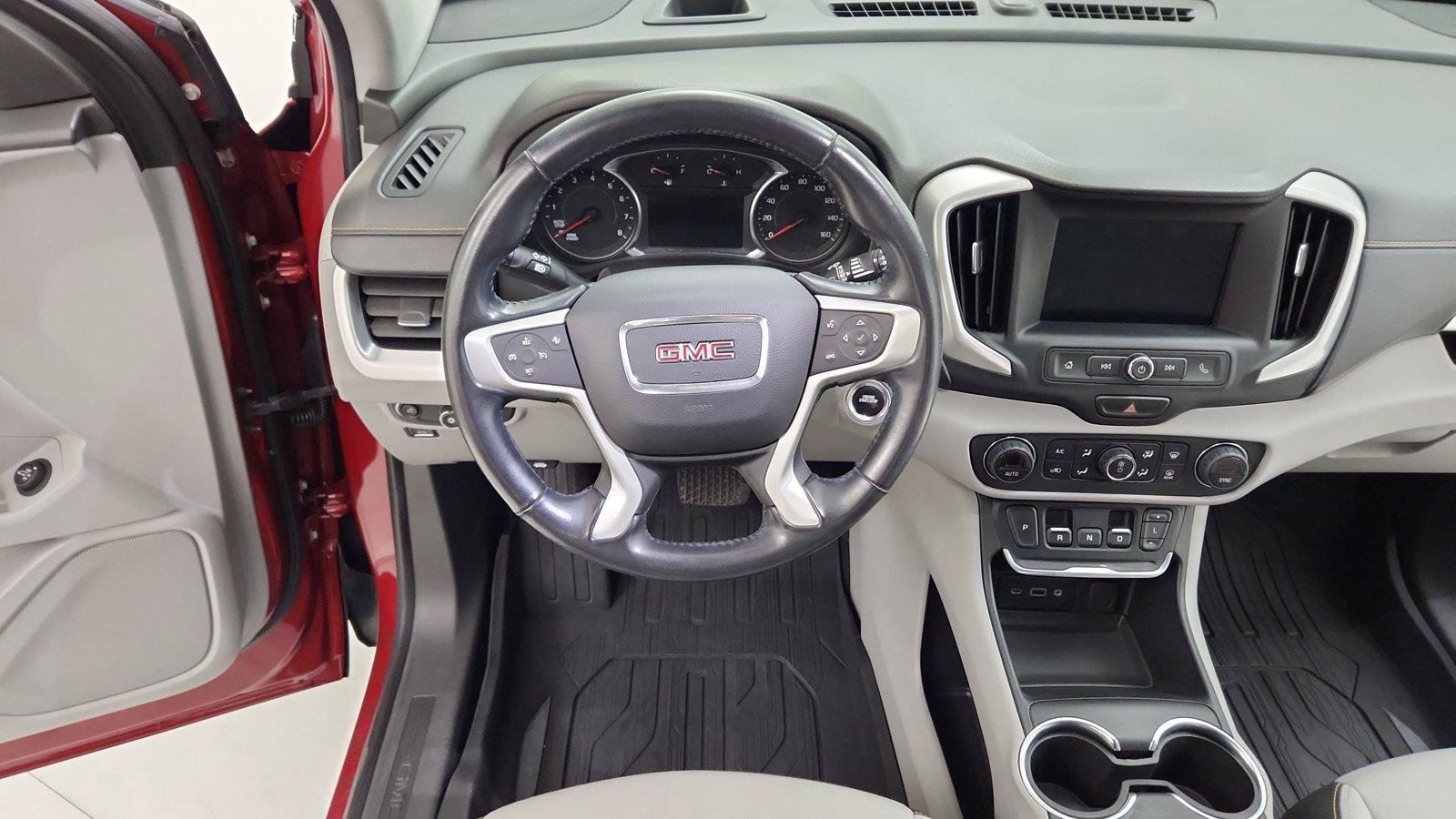 Used 2020 GMC Terrain SLE w/ Driver Convenience Package FWD image 46