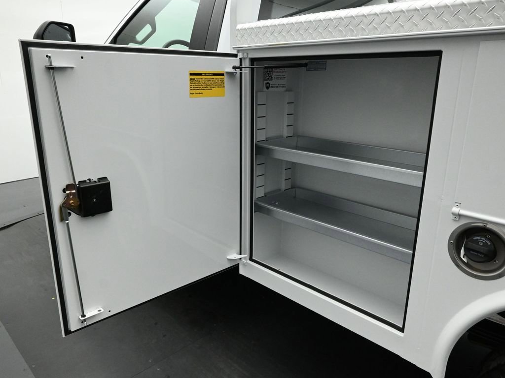 New 2026 Ford F350 XL w/ FX4 Off-Road Package image 16