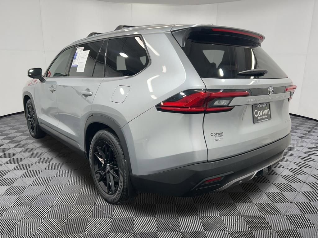 Used 2024 Toyota Grand Highlander AWD image 5