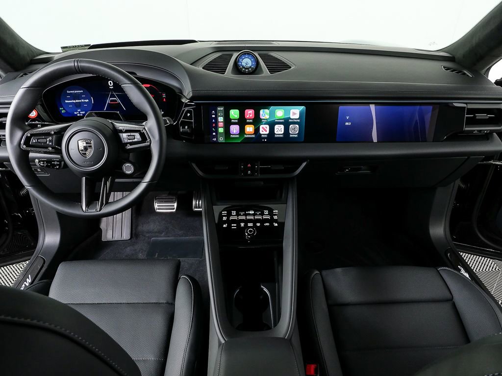 New 2026 Porsche Macan Turbo Electric image 20