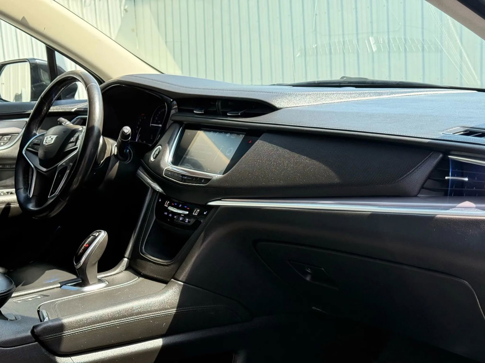 Used 2017 Cadillac XT5 Luxury image 20