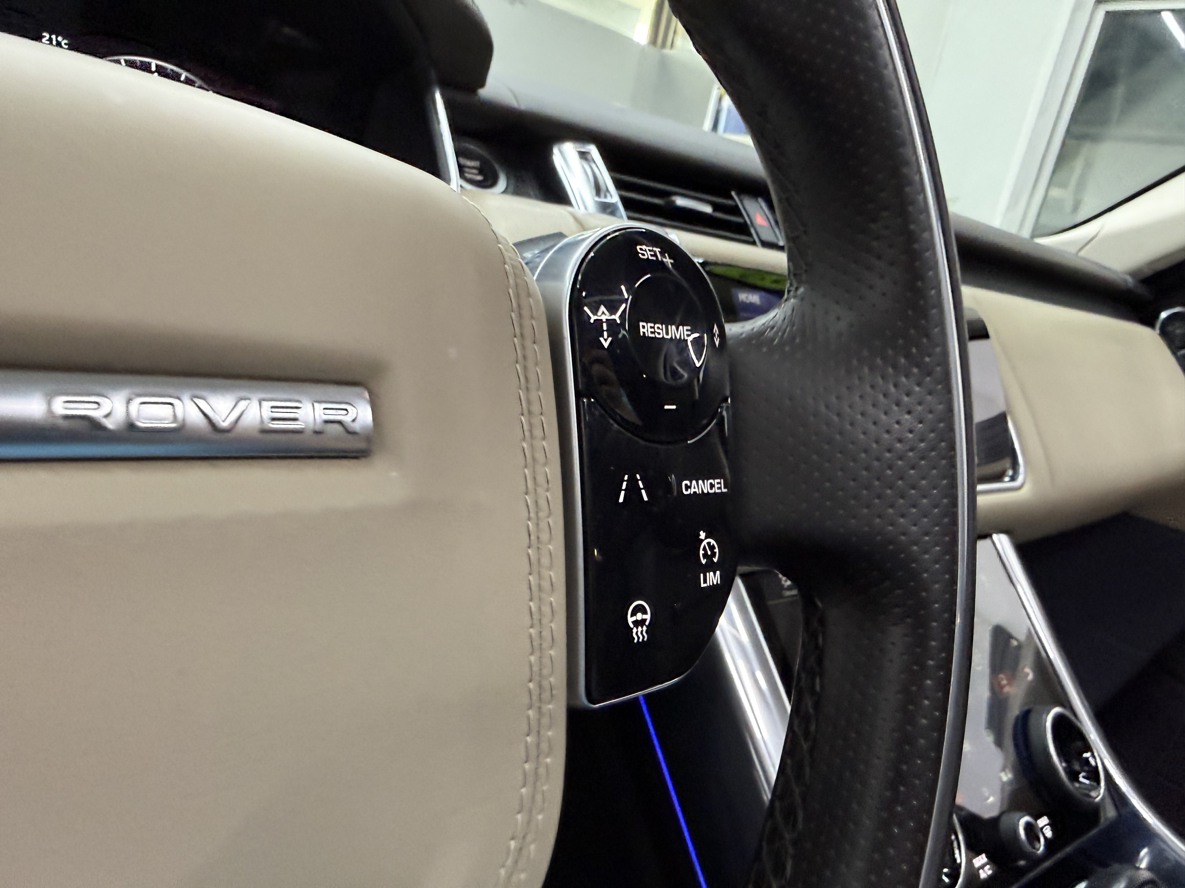 Used 2022 Land Rover Range Rover Sport Autobiography AWD/4WD image 10