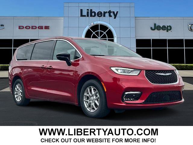 New 2026 Chrysler Pacifica Select image 1