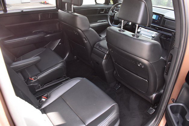 Used 2024 Hyundai Santa Fe Calligraphy image 31