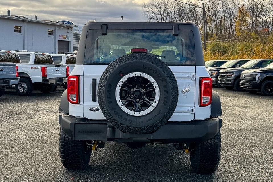 New 2025 Ford Bronco 2-Door w/ Sasquatch Package AWD/4WD image 4