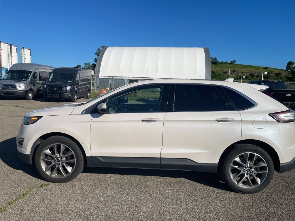 Used 2017 Ford Edge Titanium w/ Equipment Group 301A AWD/4WD image 9