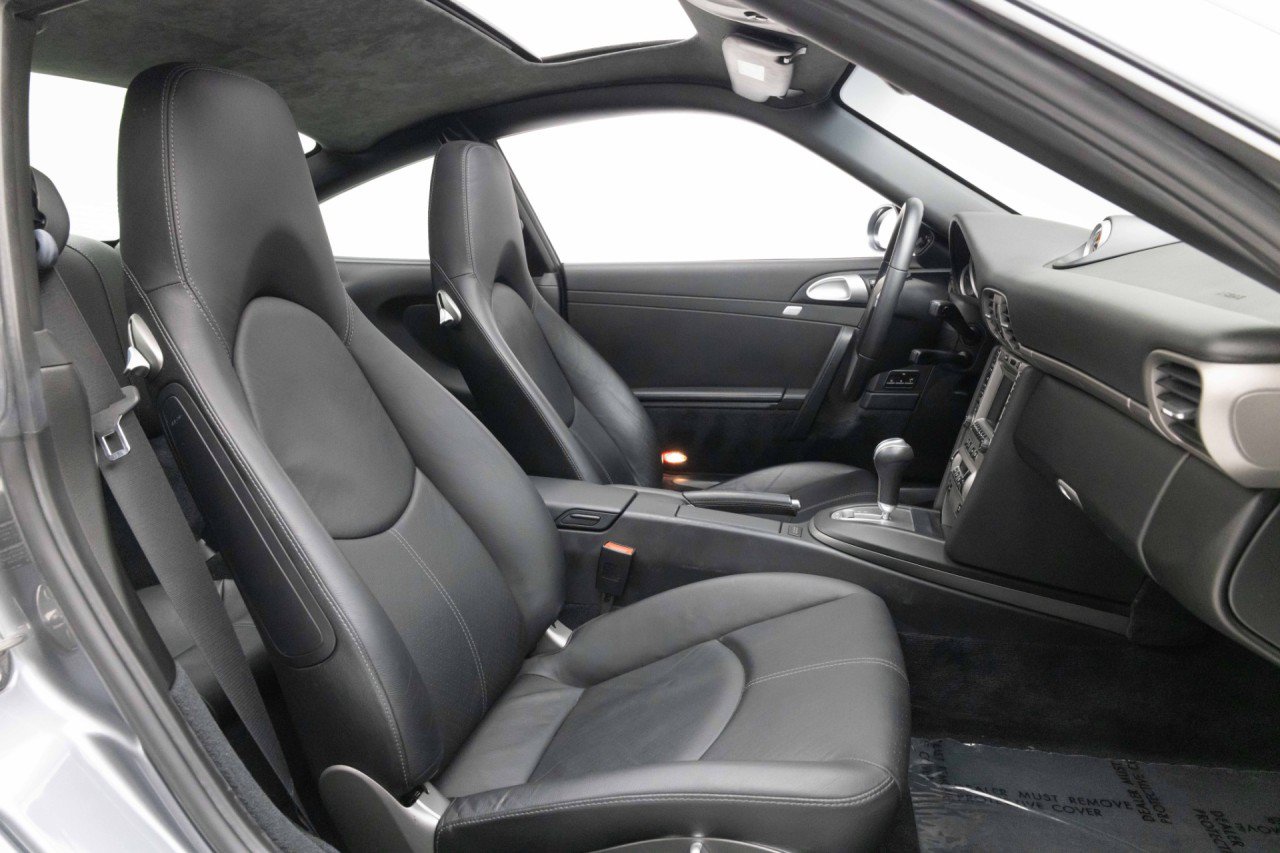 Used 2006 Porsche 911 Carrera RWD image 4