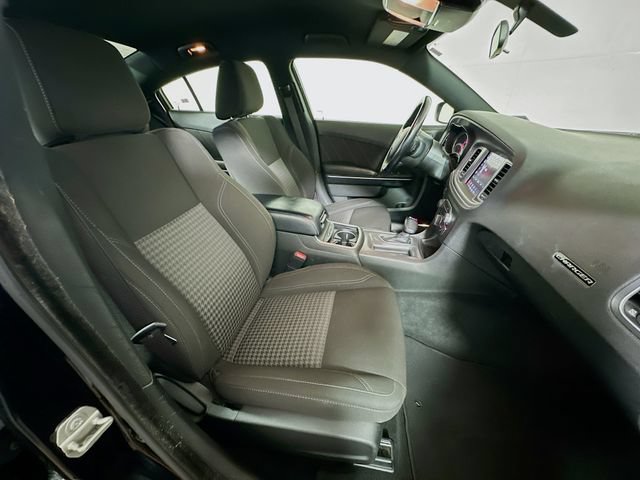 Used 2023 Dodge Charger SXT RWD image 25
