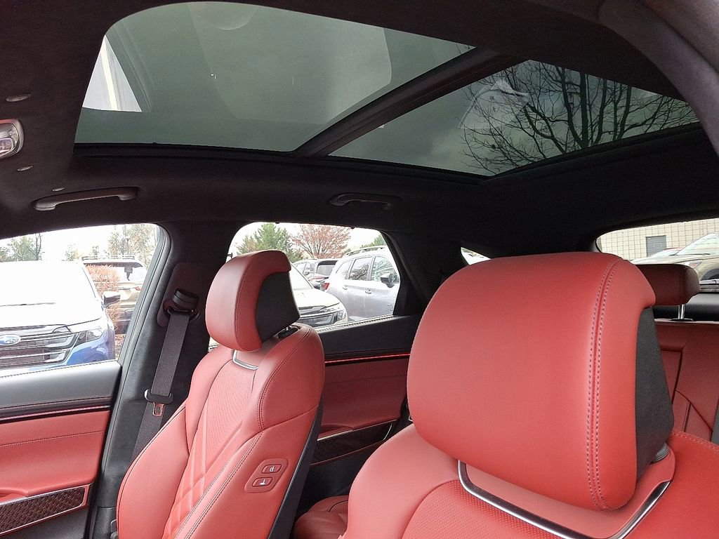 Used 2026 Genesis GV70 3.5T Sport Prestige image 13