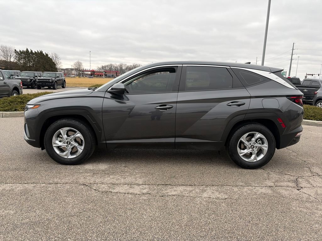 Used 2024 Hyundai Tucson SE image 4