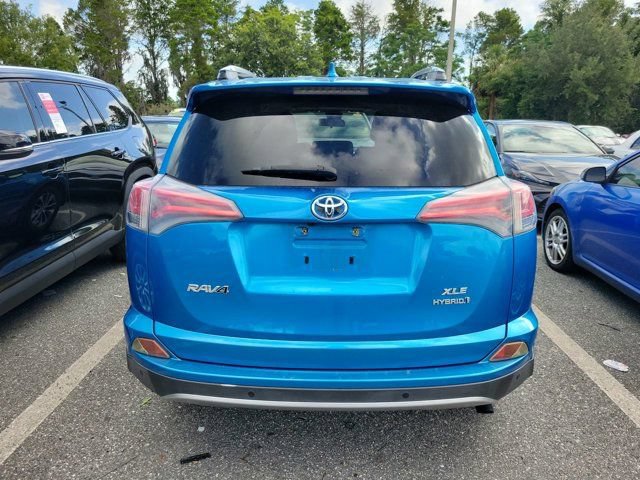 Used 2017 Toyota RAV4 XLE w/ Convenience Package AWD/4WD image 5