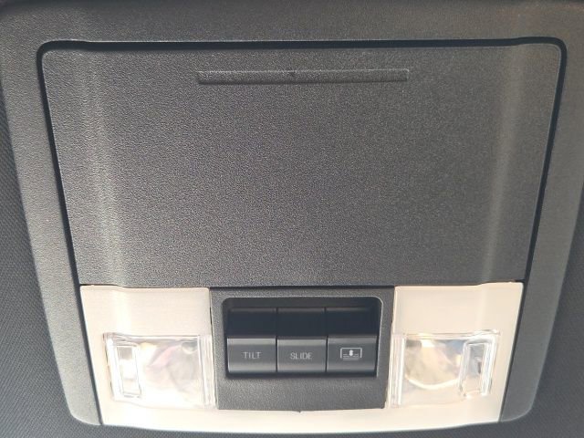 Used 2016 Ford Explorer Limited image 34