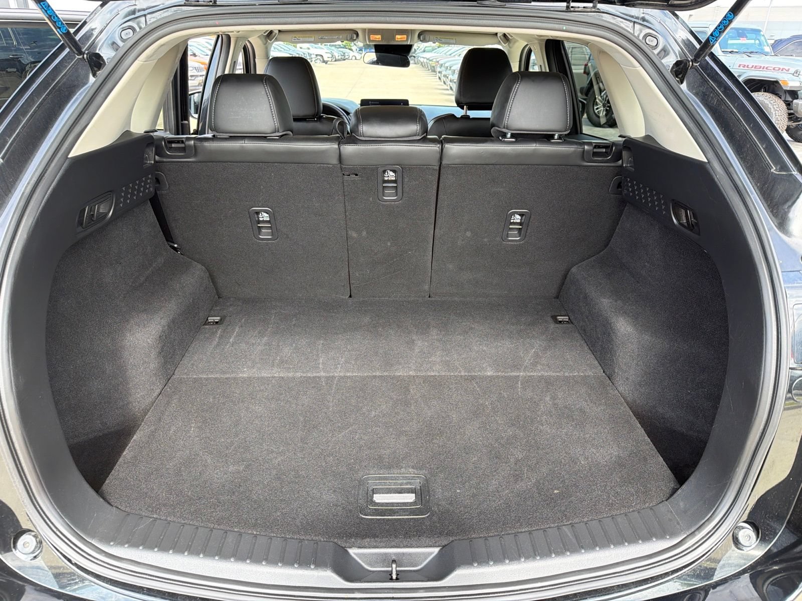 Used 2025 MAZDA CX-5 AWD 2.5 S w/ Select Package image 17